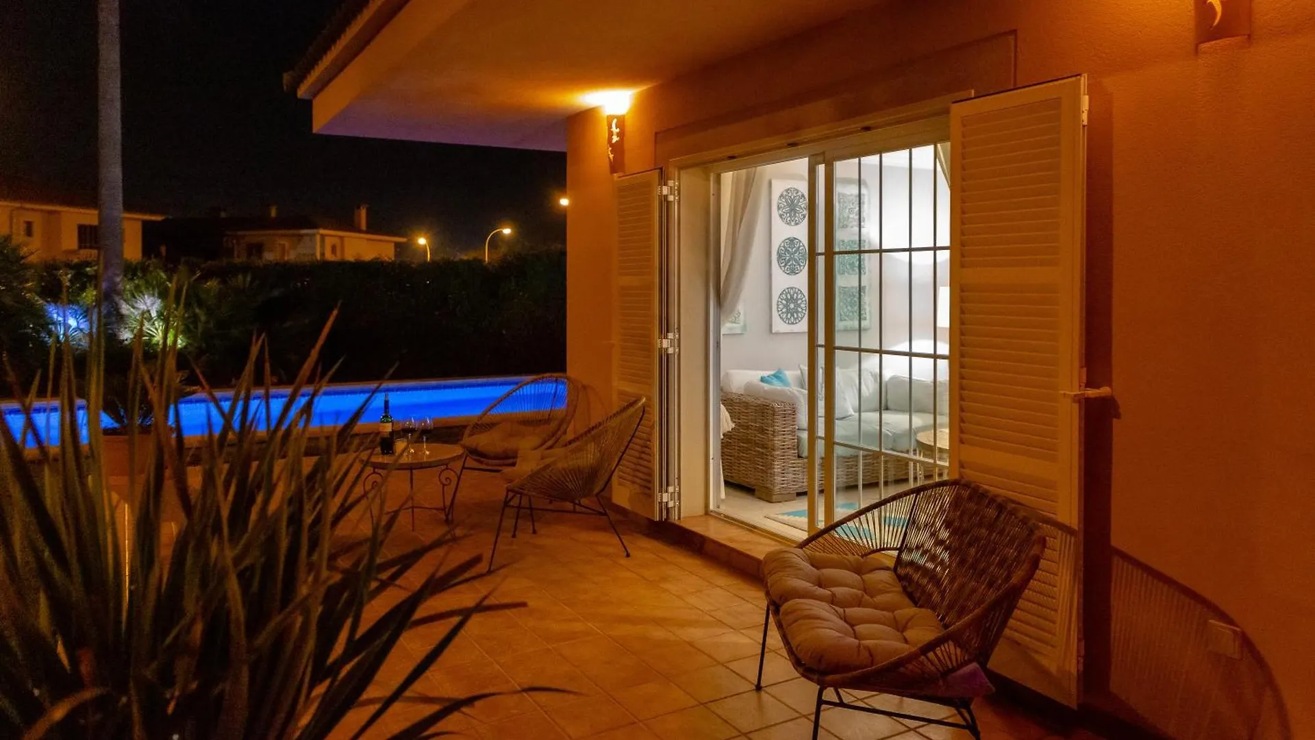 Villa Palmera Palma 0*,